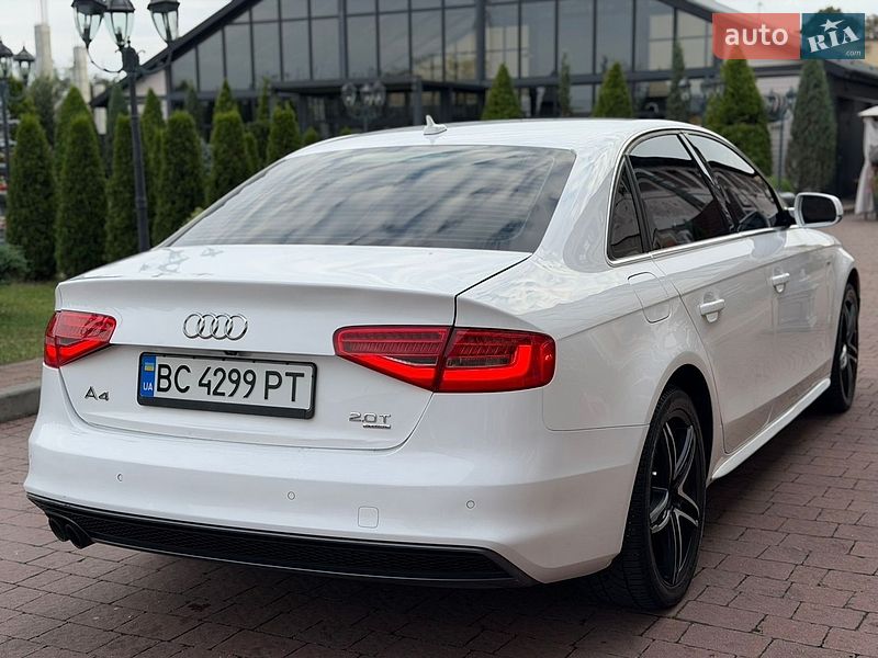 Седан Audi A4 2013 в Львові