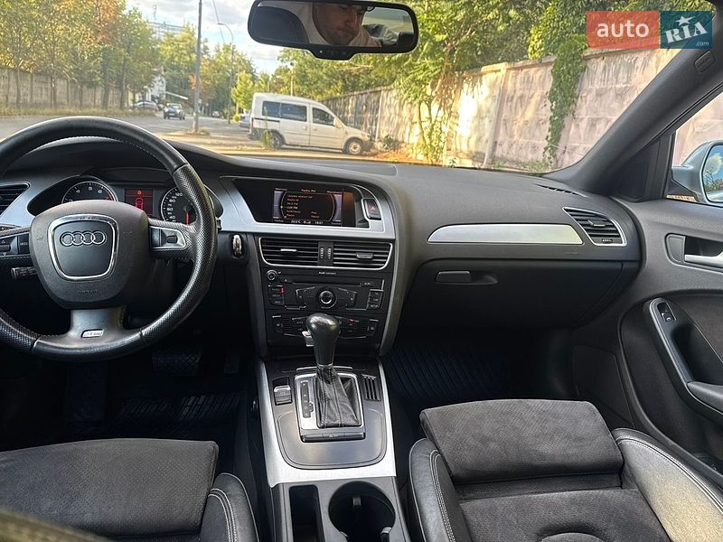 Седан Audi A4 2011 в Києві