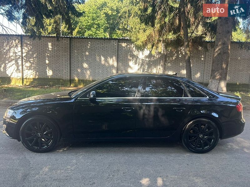Седан Audi A4 2012 в Вінниці