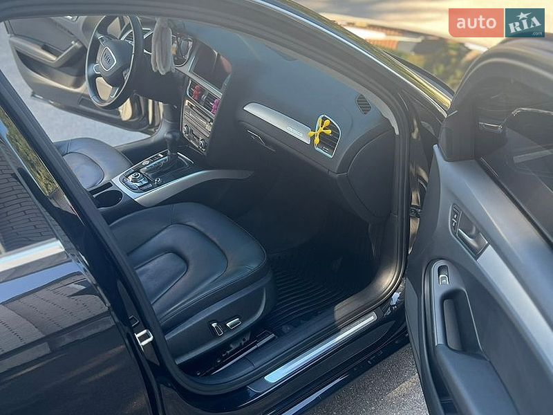Седан Audi A4 2012 в Вінниці