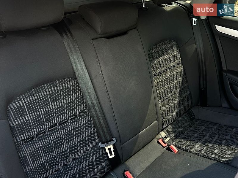 Універсал Audi A4 2012 в Черкасах