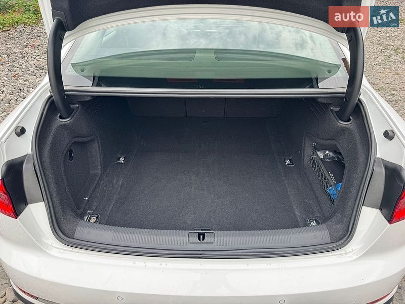 Седан Audi A4 2018 в Ужгороді фото 8 Седан Audi A4 2018 в Ужгороді