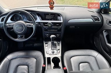Седан Audi A4 2015 в Барышевке
