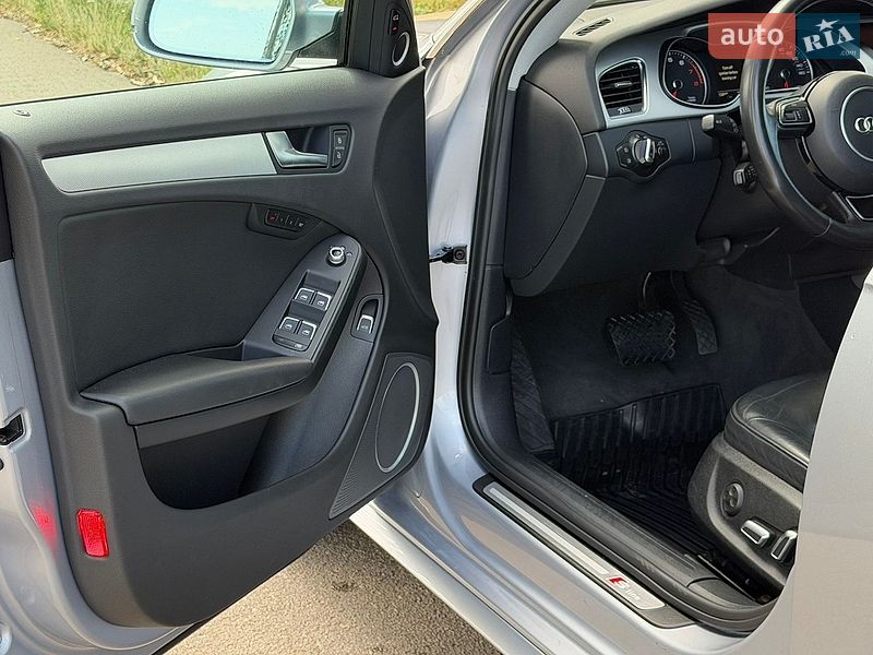 Седан Audi A4 2015 в Барышевке