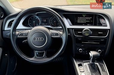 Седан Audi A4 2015 в Барышевке
