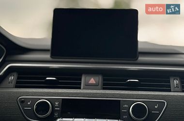Седан Audi A4 2018 в Бурштині