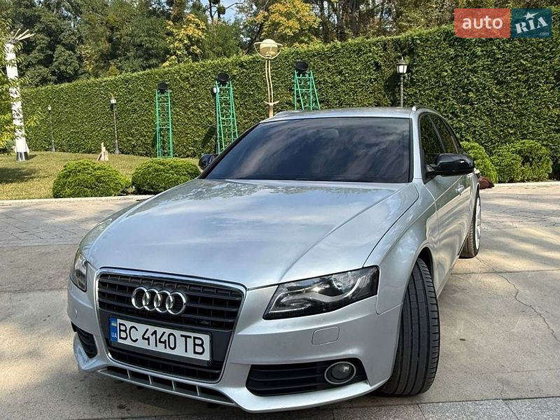 Універсал Audi A4 2010 в Жовкві