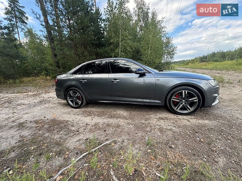 Седан Audi A4 2018 в Києві
