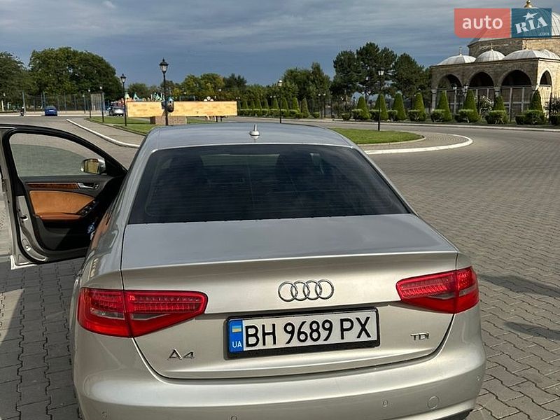 Седан Audi A4 2012 в Ізмаїлі