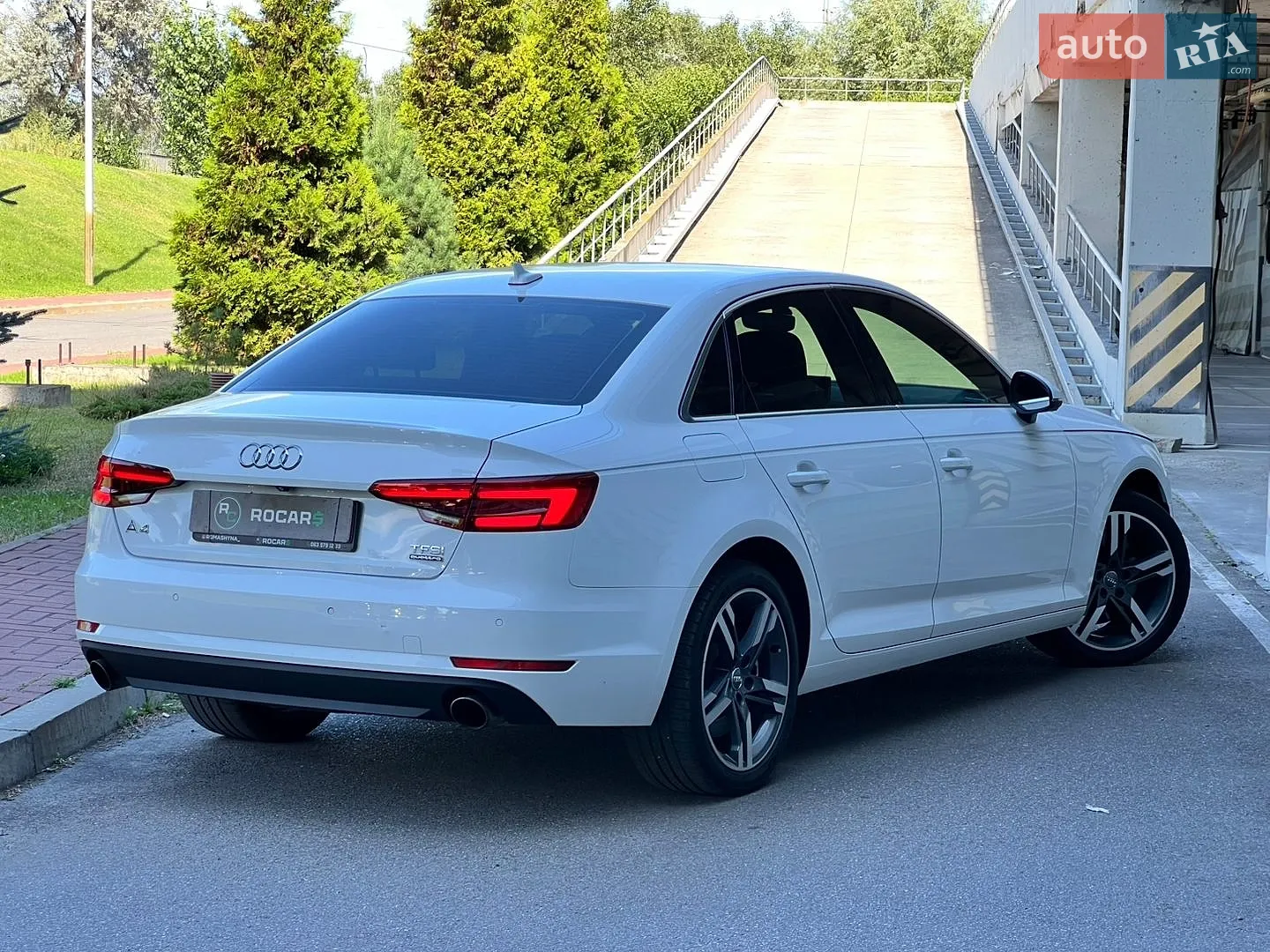 2016 Audi A4 - мініатюра 19