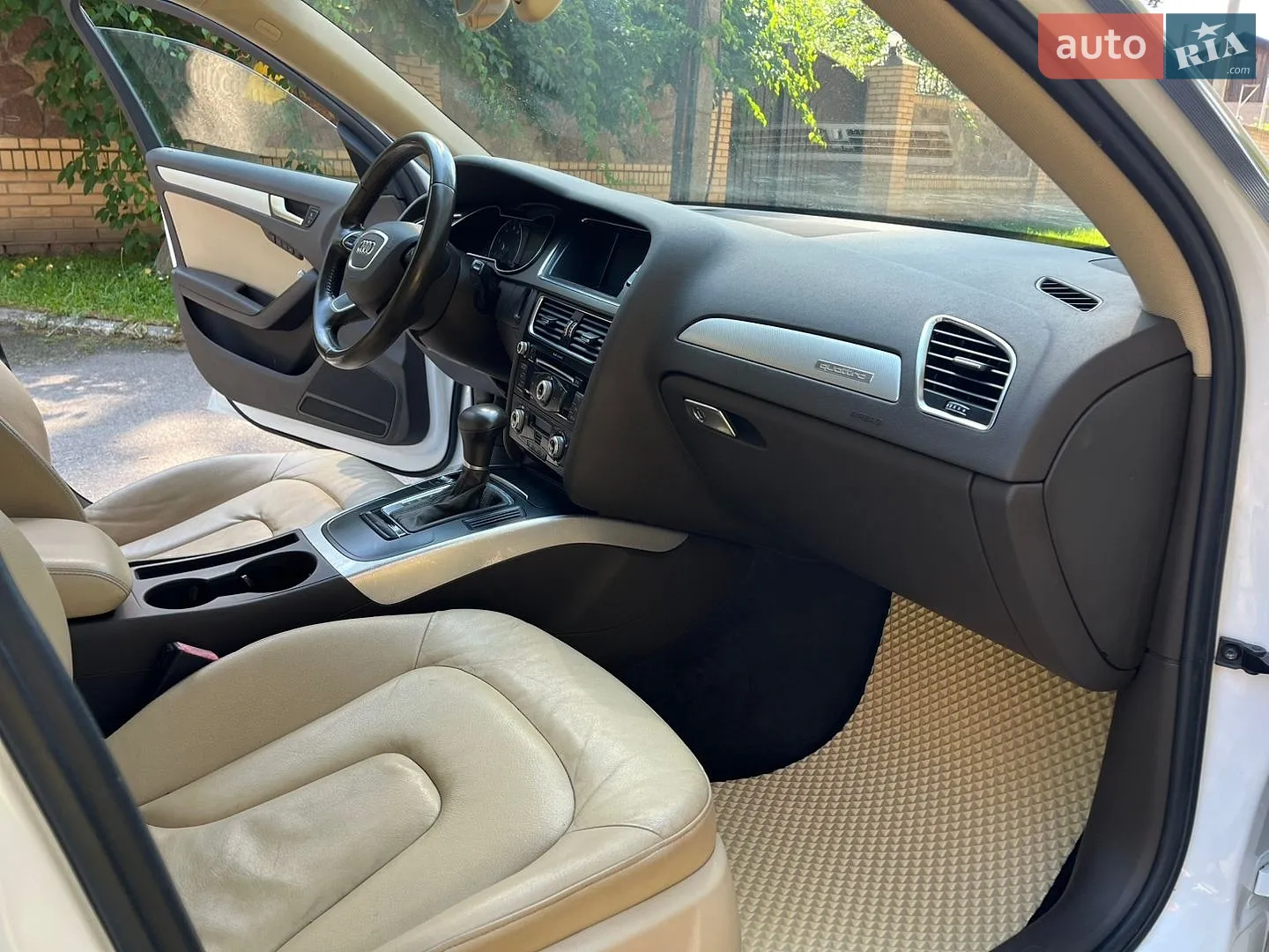 2012 Audi A4 - мініатюра 33