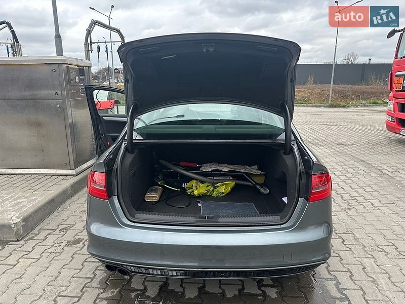 Седан Audi A4 2014 в Боярці