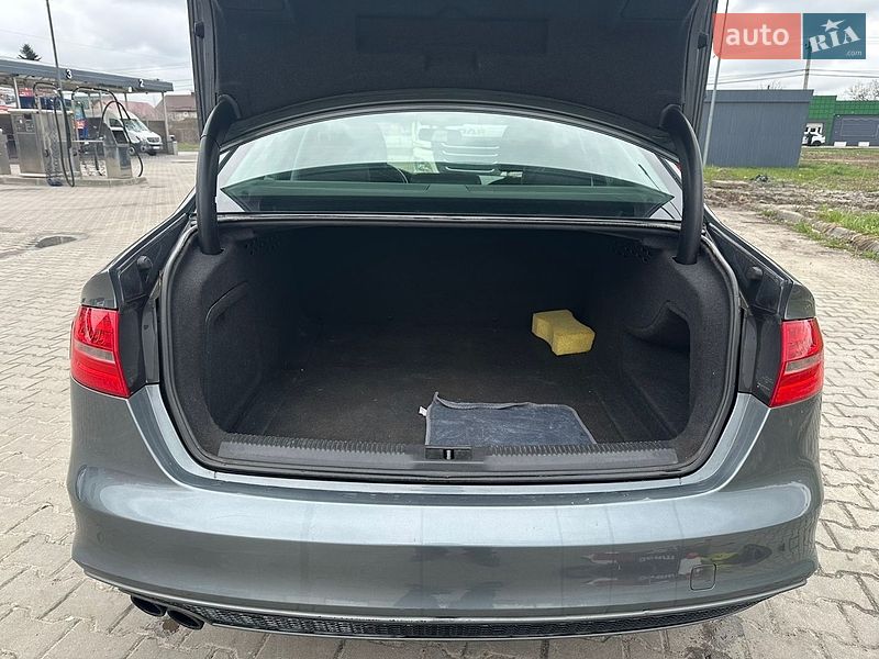 Седан Audi A4 2014 в Боярці