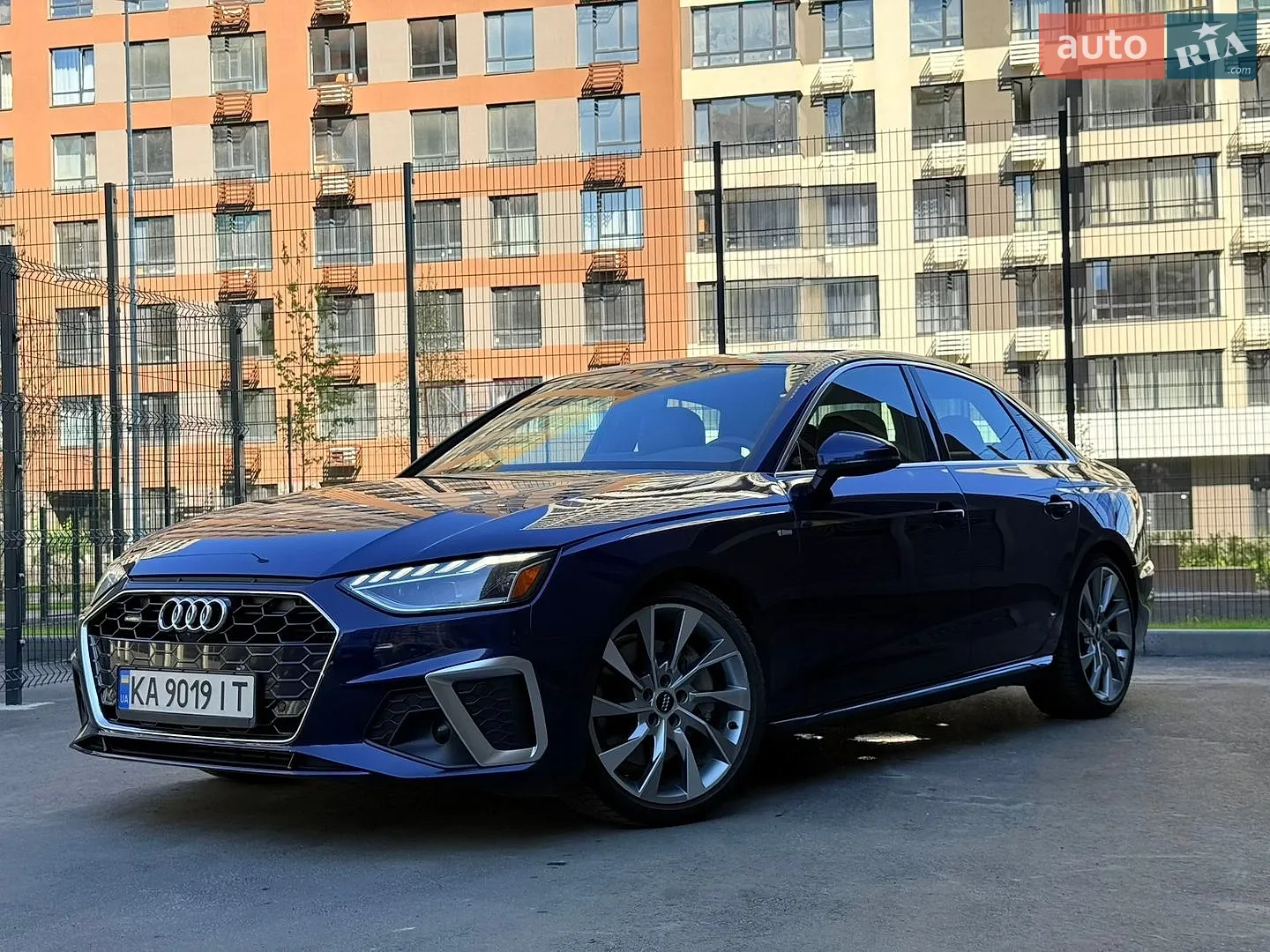 2020 Audi A4 - фото 1
