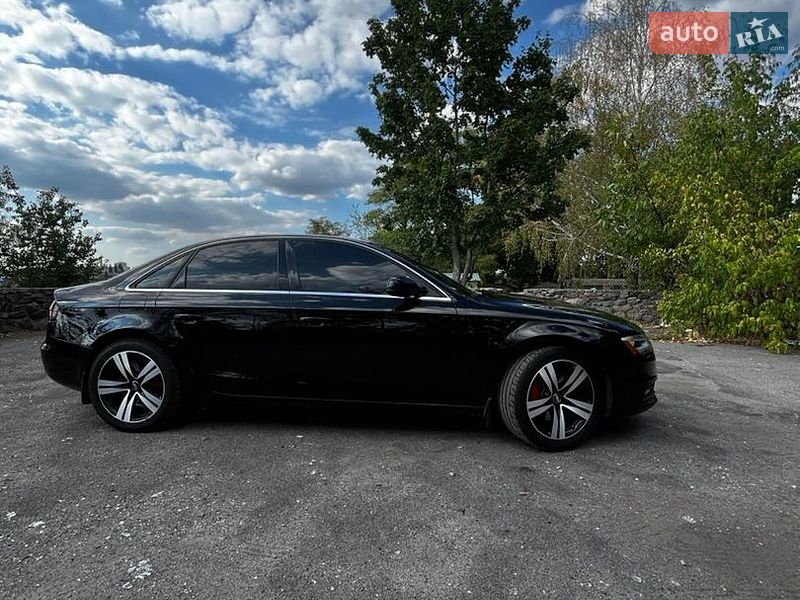 Седан Audi A4 2012 в Білій Церкві