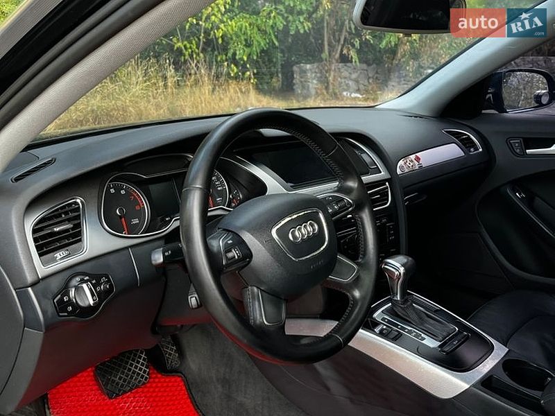 Седан Audi A4 2012 в Білій Церкві