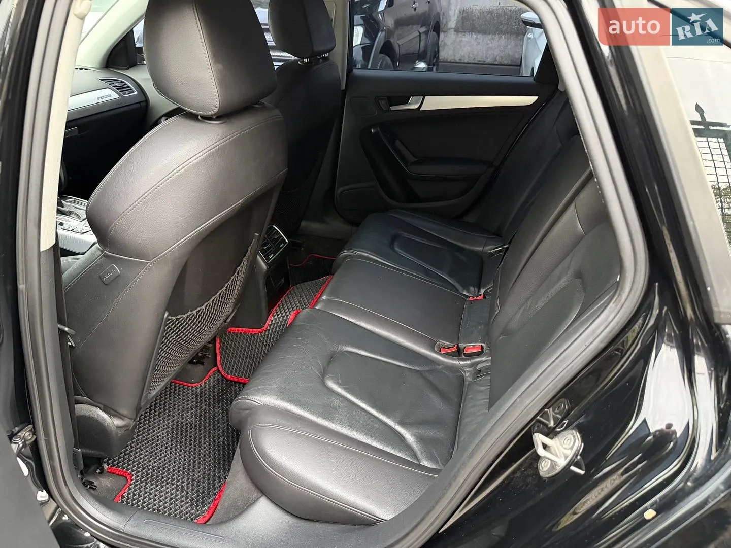 2011 Audi A4 - мініатюра 9