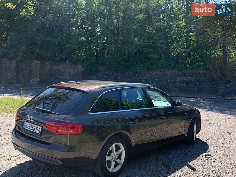 Універсал Audi A4 2012 в Бориславі