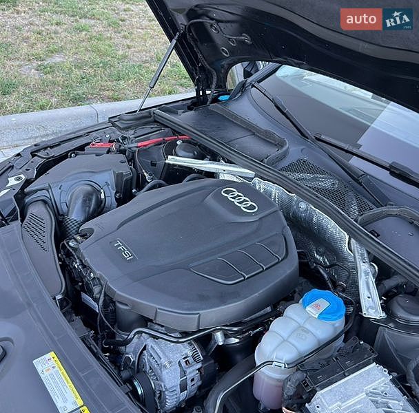 Седан Audi A4 2018 в Здолбунове