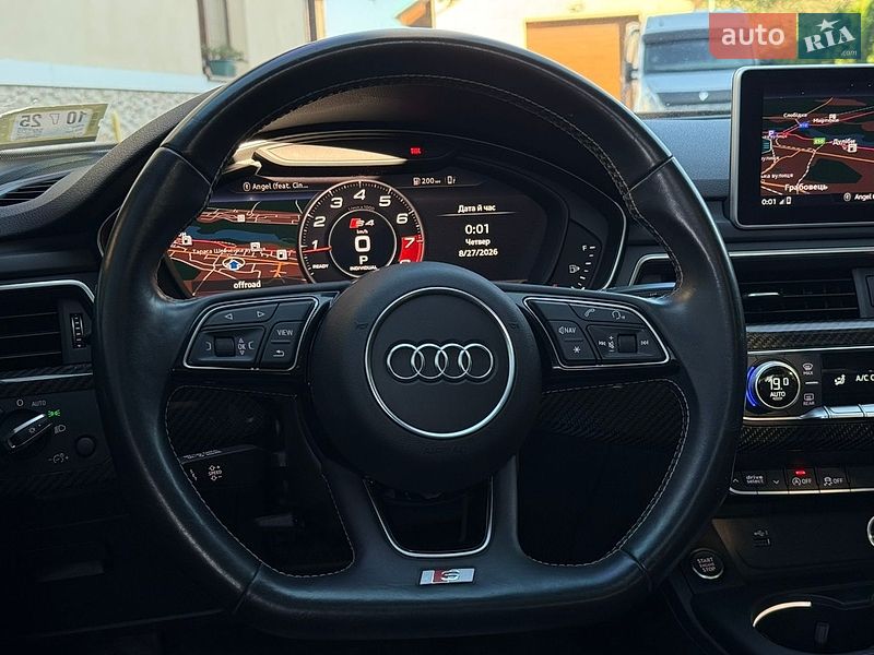 Седан Audi A4 2018 в Стрые