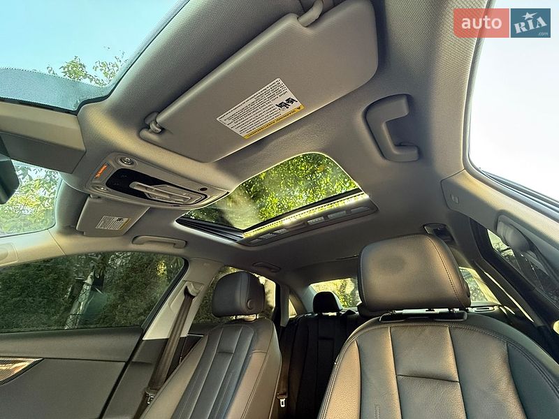 Седан Audi A4 2018 в Стрые