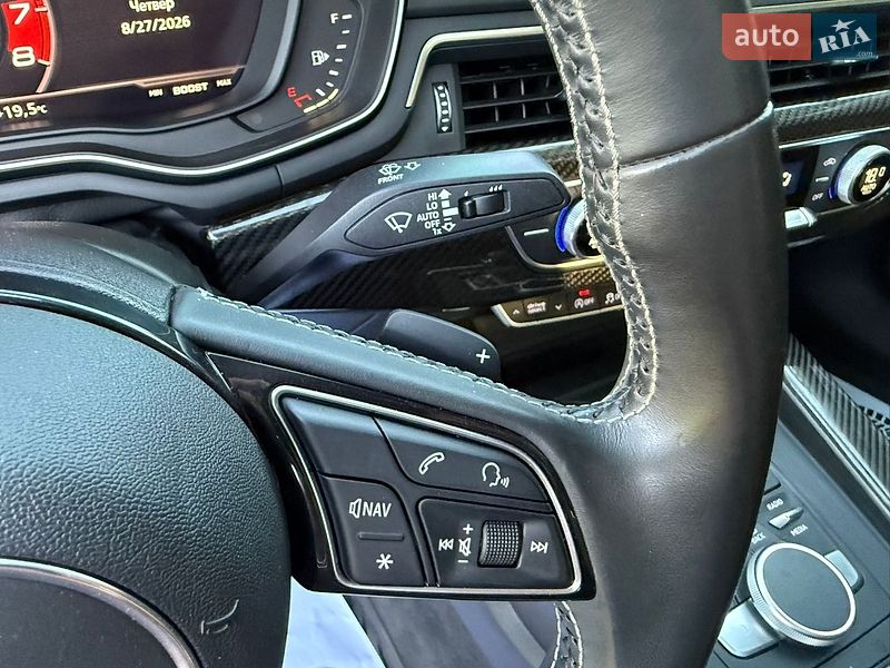 Седан Audi A4 2018 в Стрию