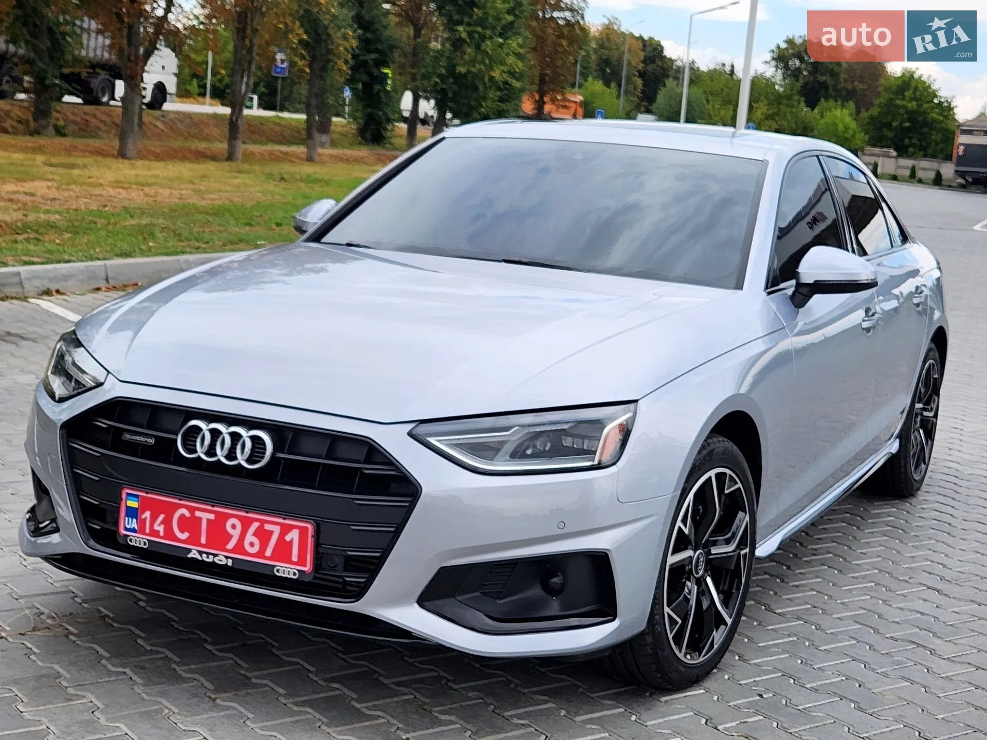 2022 Audi A4 - фото 1