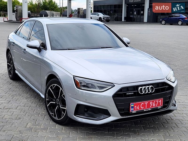 Седан Audi A4 2022 в Вінниці