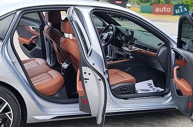Седан Audi A4 2022 в Вінниці