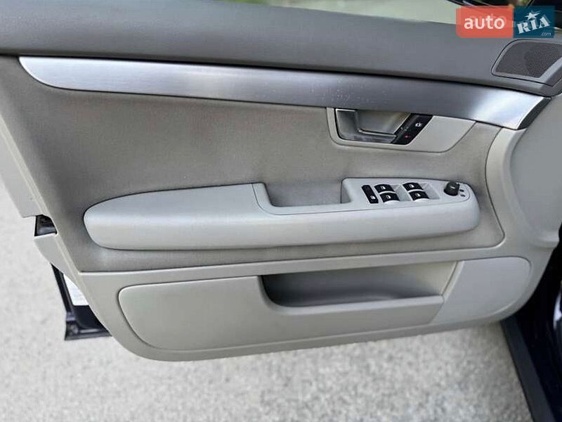 Седан Audi A4 2006 в Днепре