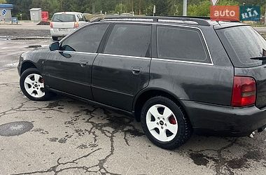 Універсал Audi A4 1998 в Рава-Руській