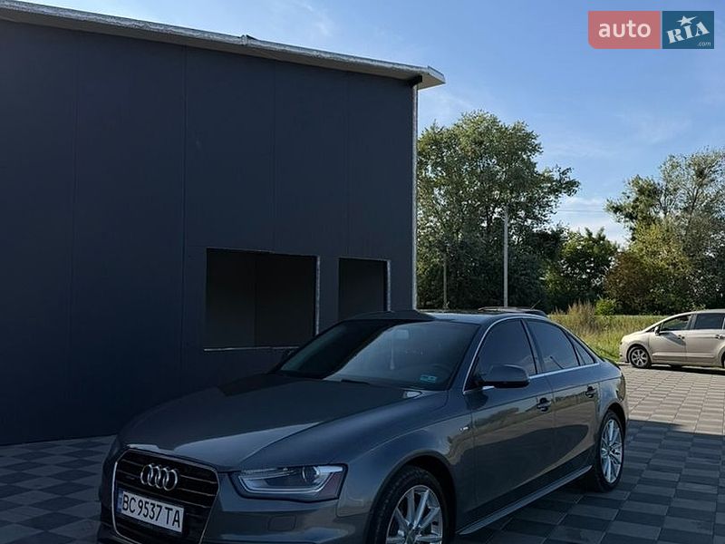 Седан Audi A4 2015 в Самборе