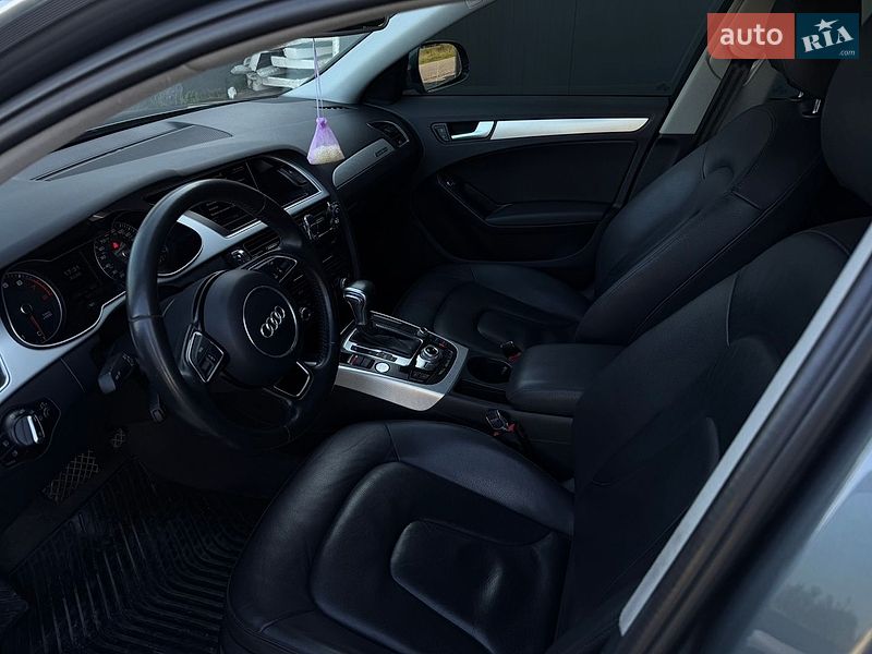 Седан Audi A4 2015 в Самборе