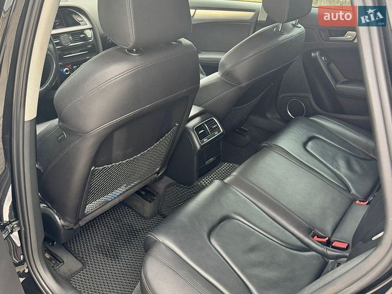 Седан Audi A4 2014 в Стрые
