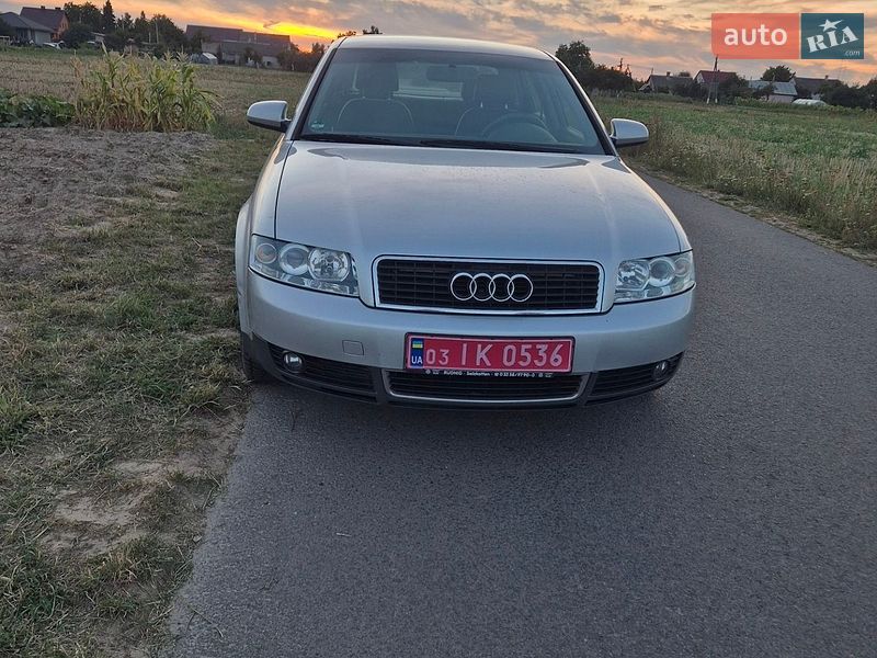 Седан Audi A4 2003 в Луцке