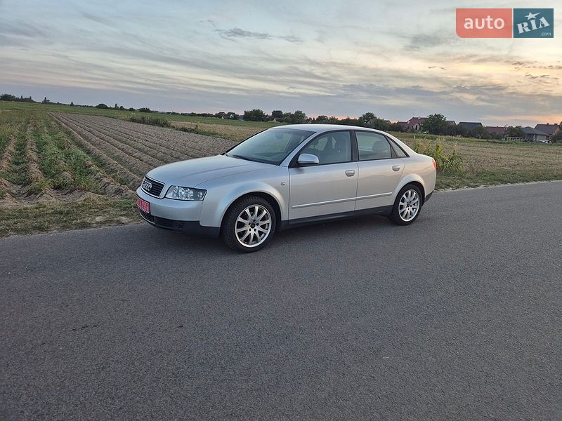 Седан Audi A4 2003 в Луцке
