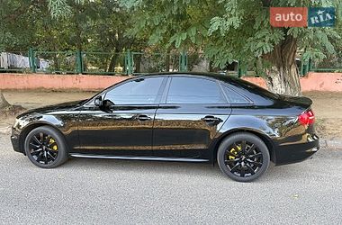 Седан Audi A4 2014 в Белгороде-Днестровском