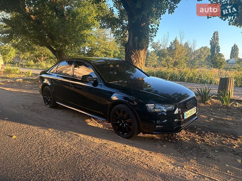 Седан Audi A4 2014 в Белгороде-Днестровском