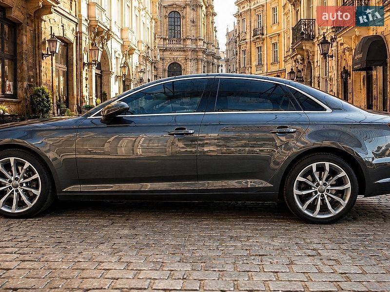 Седан Audi A4 2018 в Києві