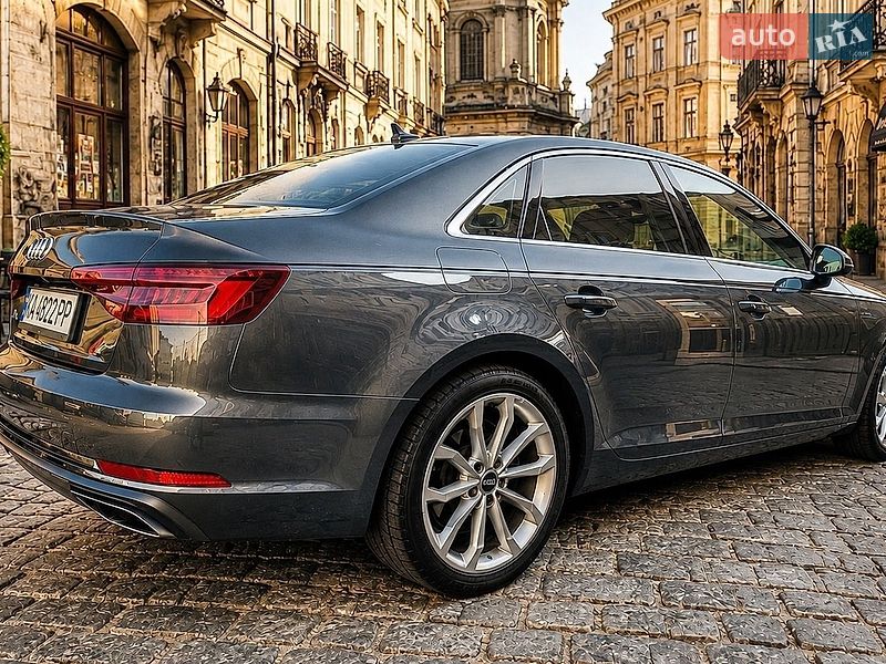 Седан Audi A4 2018 в Києві