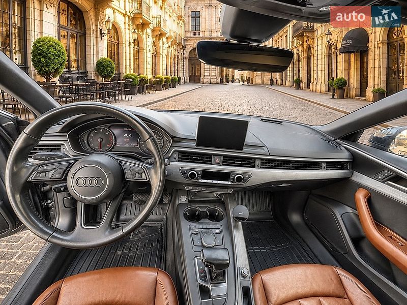 Седан Audi A4 2018 в Киеве