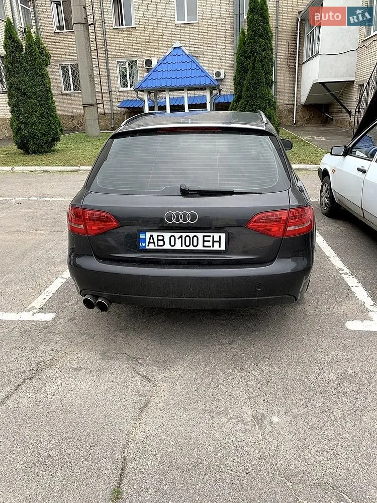 2010 Audi A4 - мініатюра 2