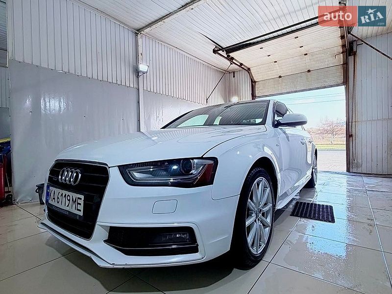 Седан Audi A4 2013 в Киеве