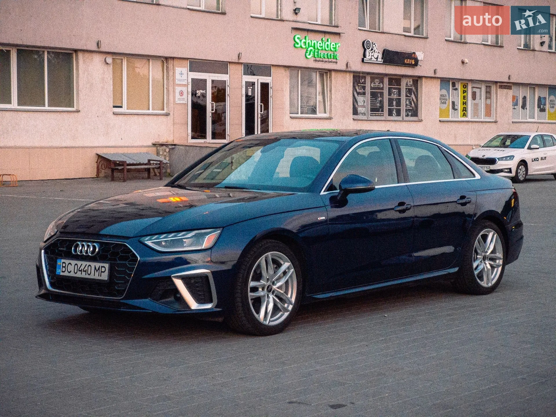 2024 Audi A4 - фото 1
