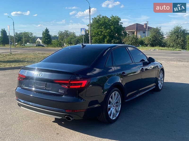 Седан Audi A4 2018 в Умані