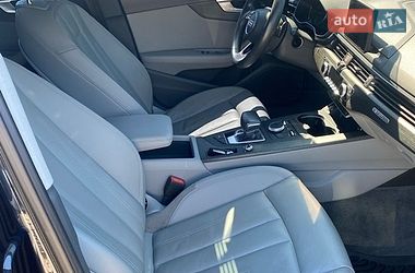 Седан Audi A4 2018 в Умані