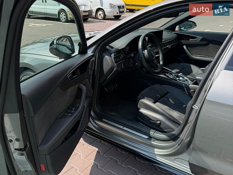 Універсал Audi A4 2019 в Києві