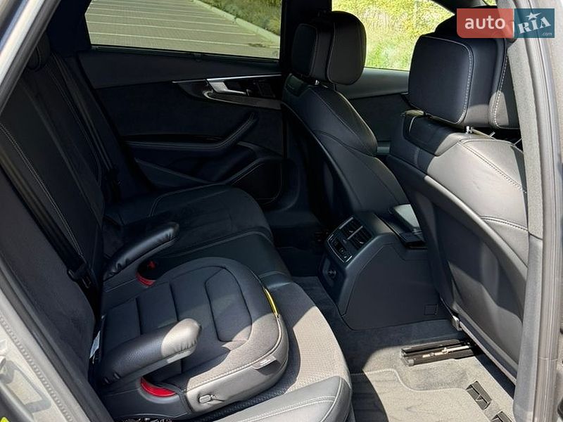 Універсал Audi A4 2019 в Києві