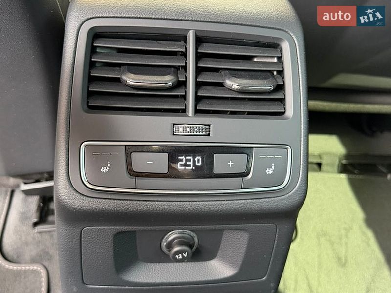 Універсал Audi A4 2019 в Києві