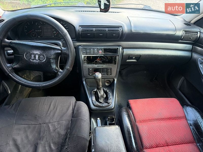 Седан Audi A4 1995 в Харькове
